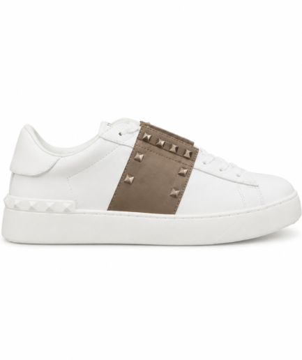 Brune sneakers med studs