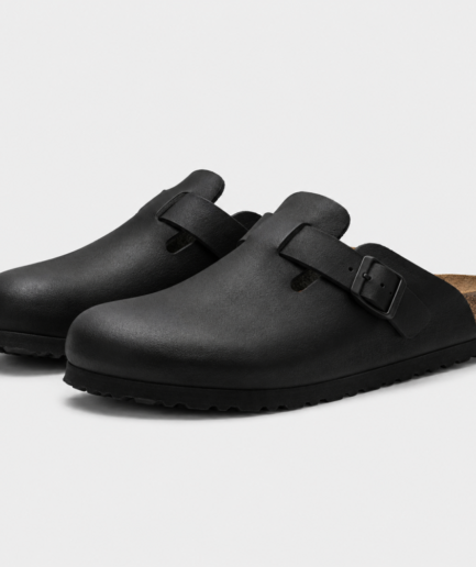 svarte sandaler